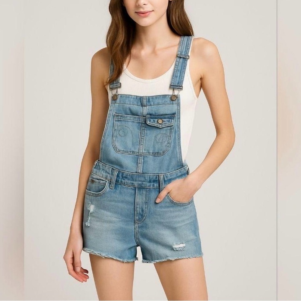 Mossimo Women’s Denim Overalls Shorts Shortalls Bib Raw Hem Frayed Size Small